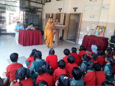 Students playing the role of Savtribai Phule on her Jayanti.